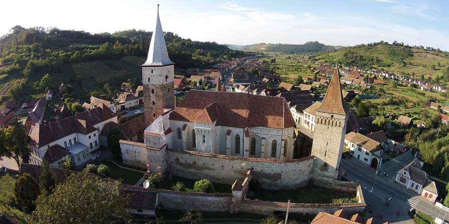 Biserica Fortificat Din Mo na Una Dintre Cele Mai Frumoase Biserici biserica-fortificat-din-mo-na-una-dintre-cele-mai-frumoase-biserici