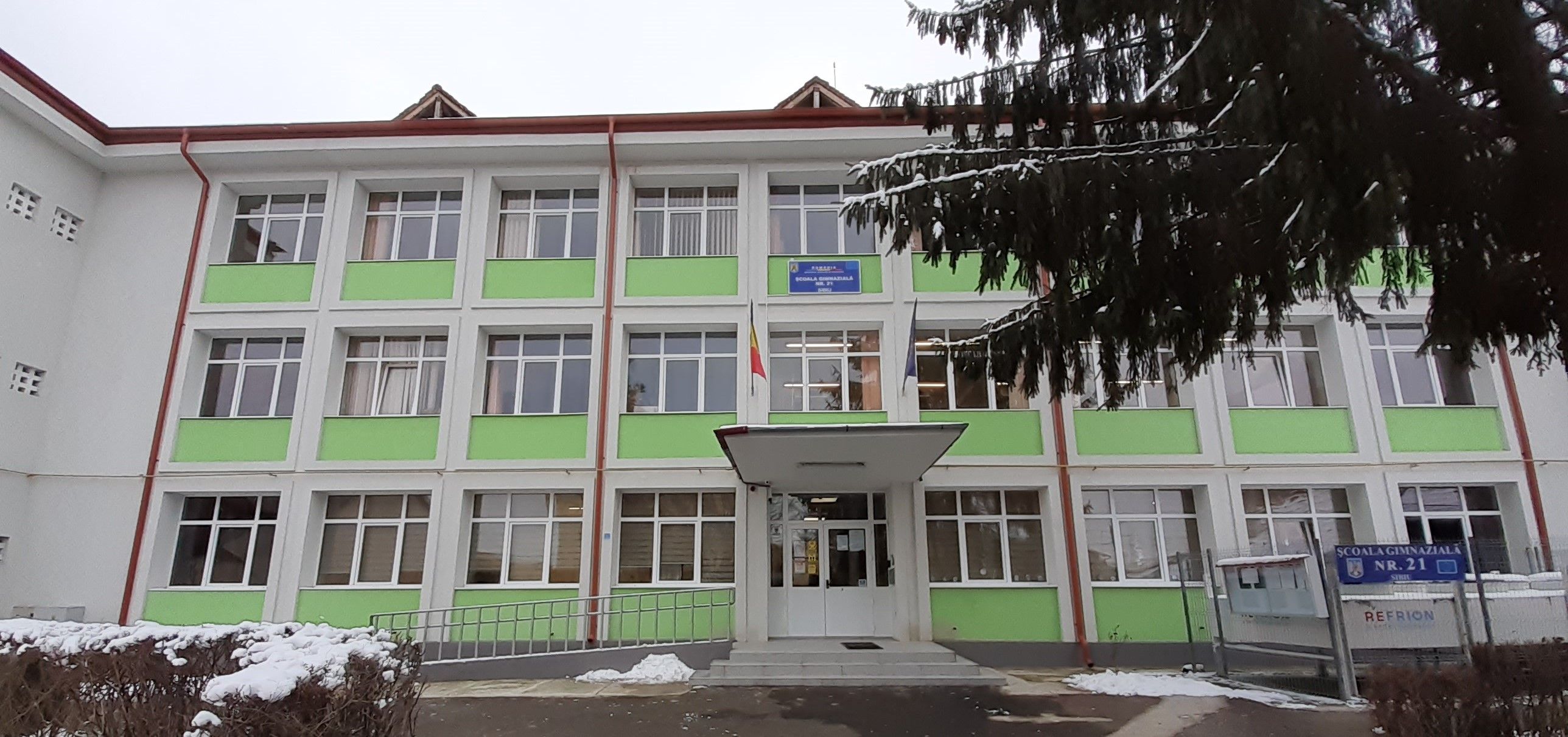 scoala 21 - sibiu - previz de exmatriculare - nota scazuta purtare - eleve - bataie - Violeta Solomon.