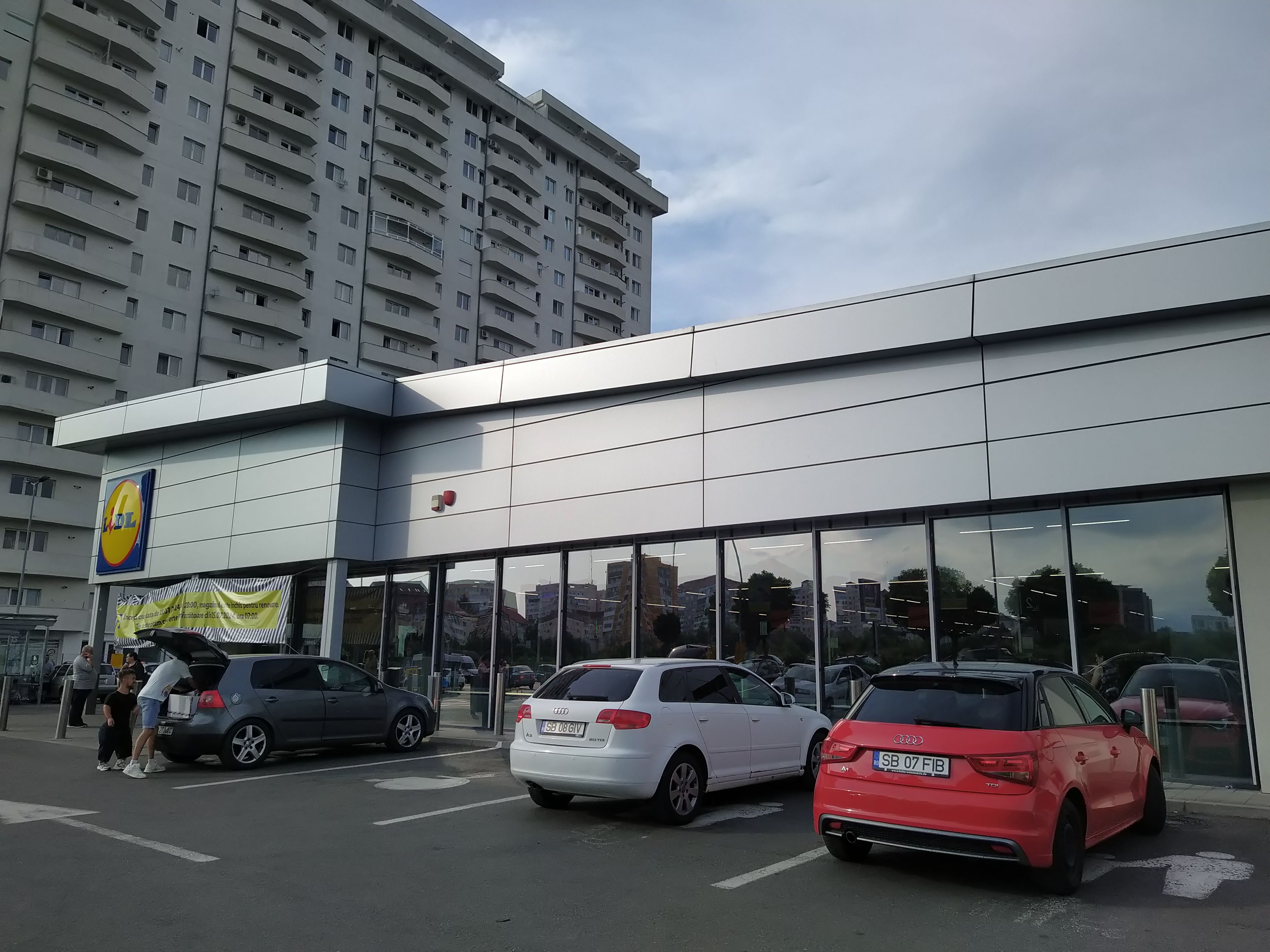 sibiu - lidl - magazin- inchis - selimbar 