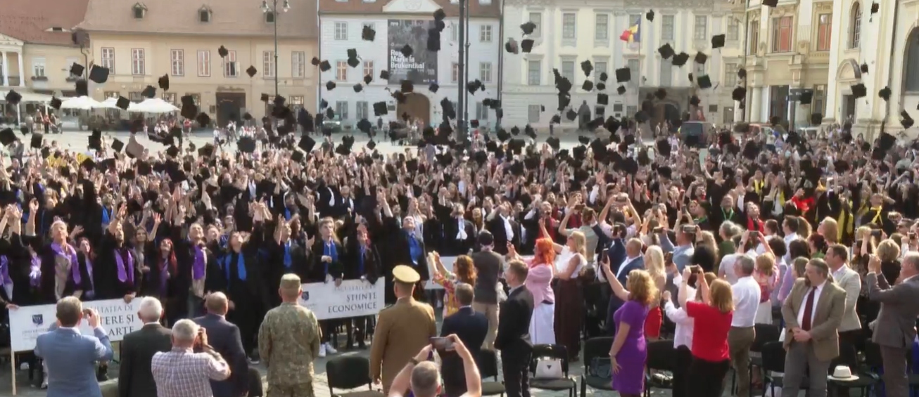 Universitatea ”Lucian Blaga” Sibiu  - finanțare europeană-  studenți -  burse sociale - Guvern 