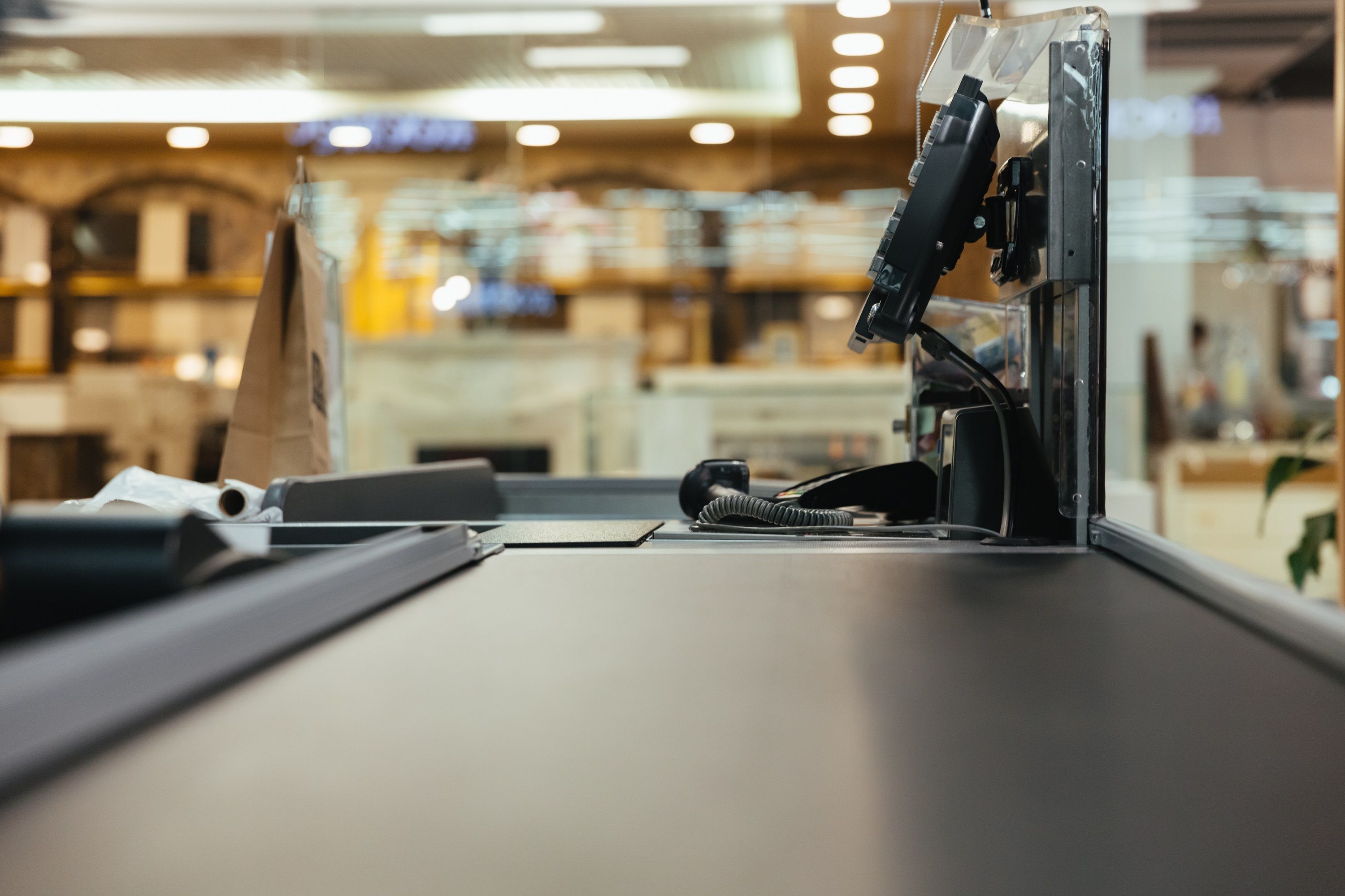 Retail Technologies 2026: Cloud, Hybrid Checkouts, and Going Paperless