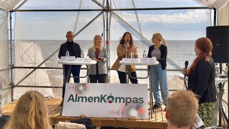 Paneldebat med fire deltagere på Folkemødet på Bornholm