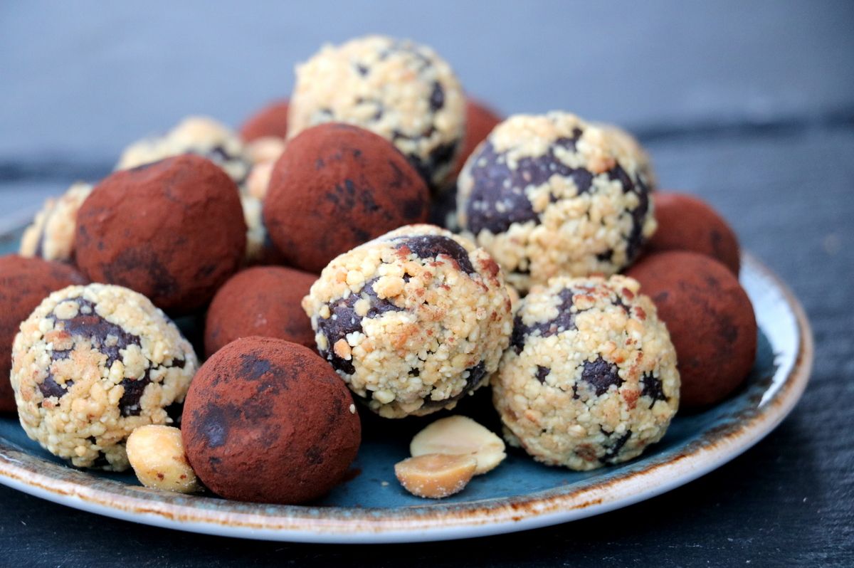 Naturlig søte & digge snickerskuler