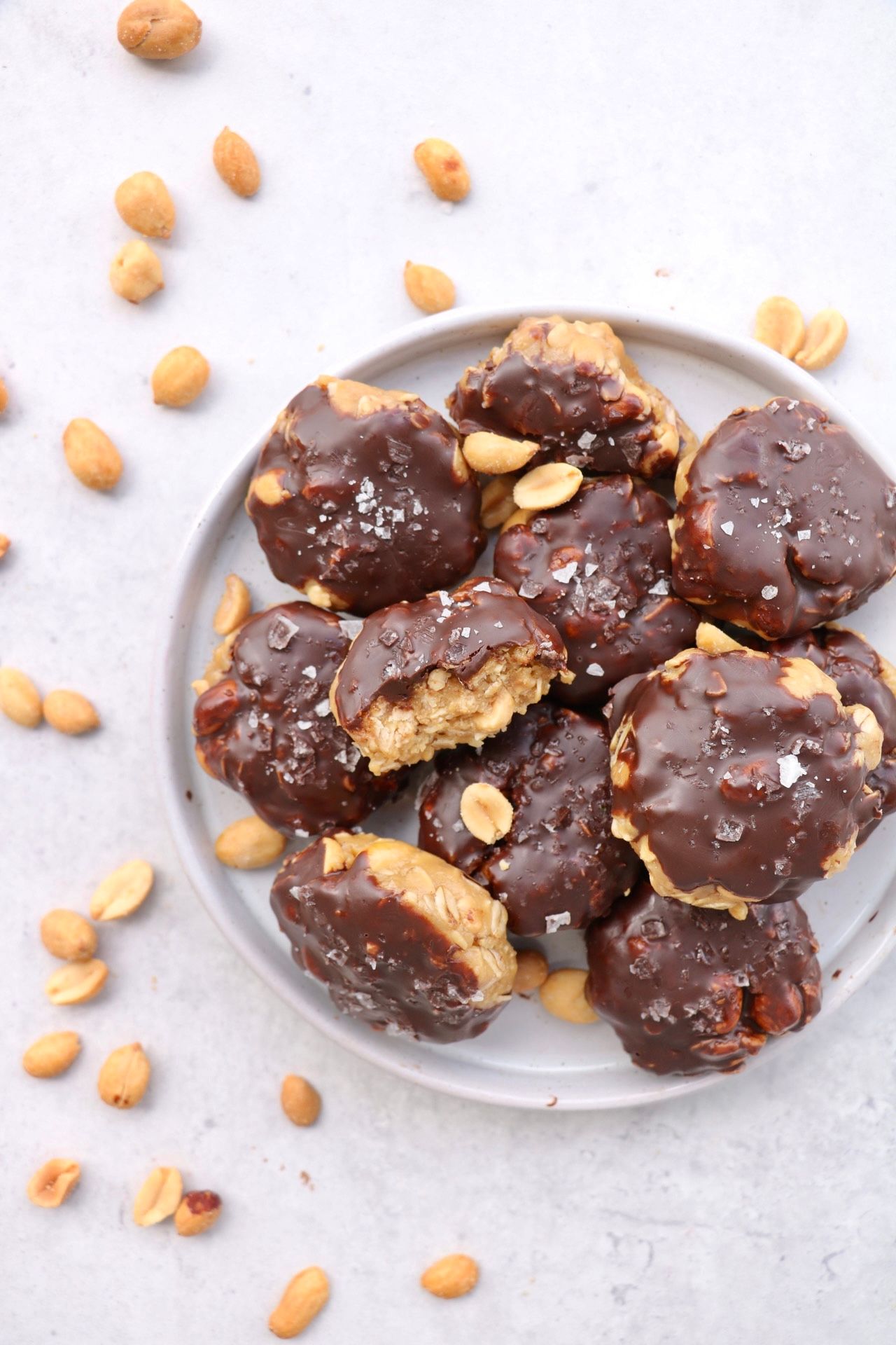 Havre- og peanøttknapper