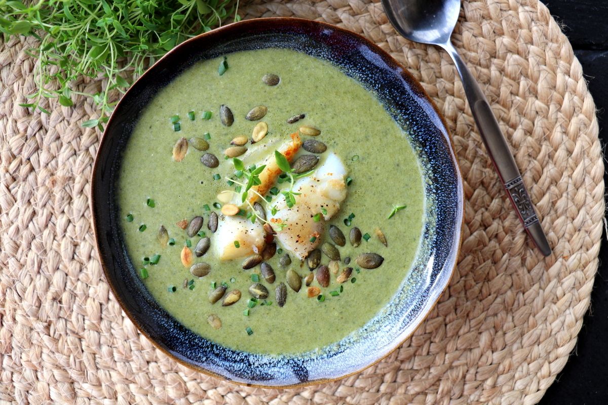 Spinatsuppe med pannestekt torsk