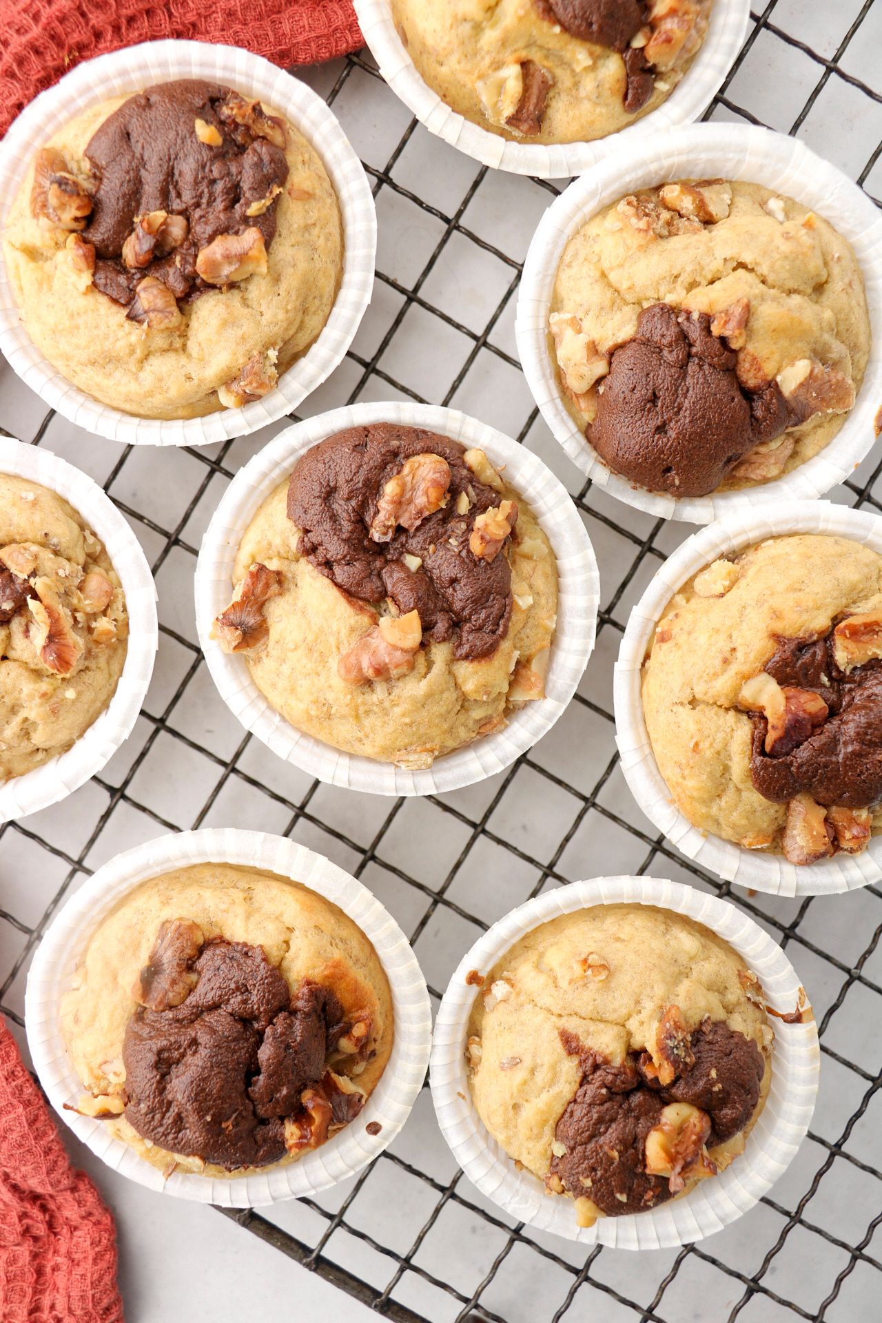 Saftige bananmuffins med sjokoladetopping