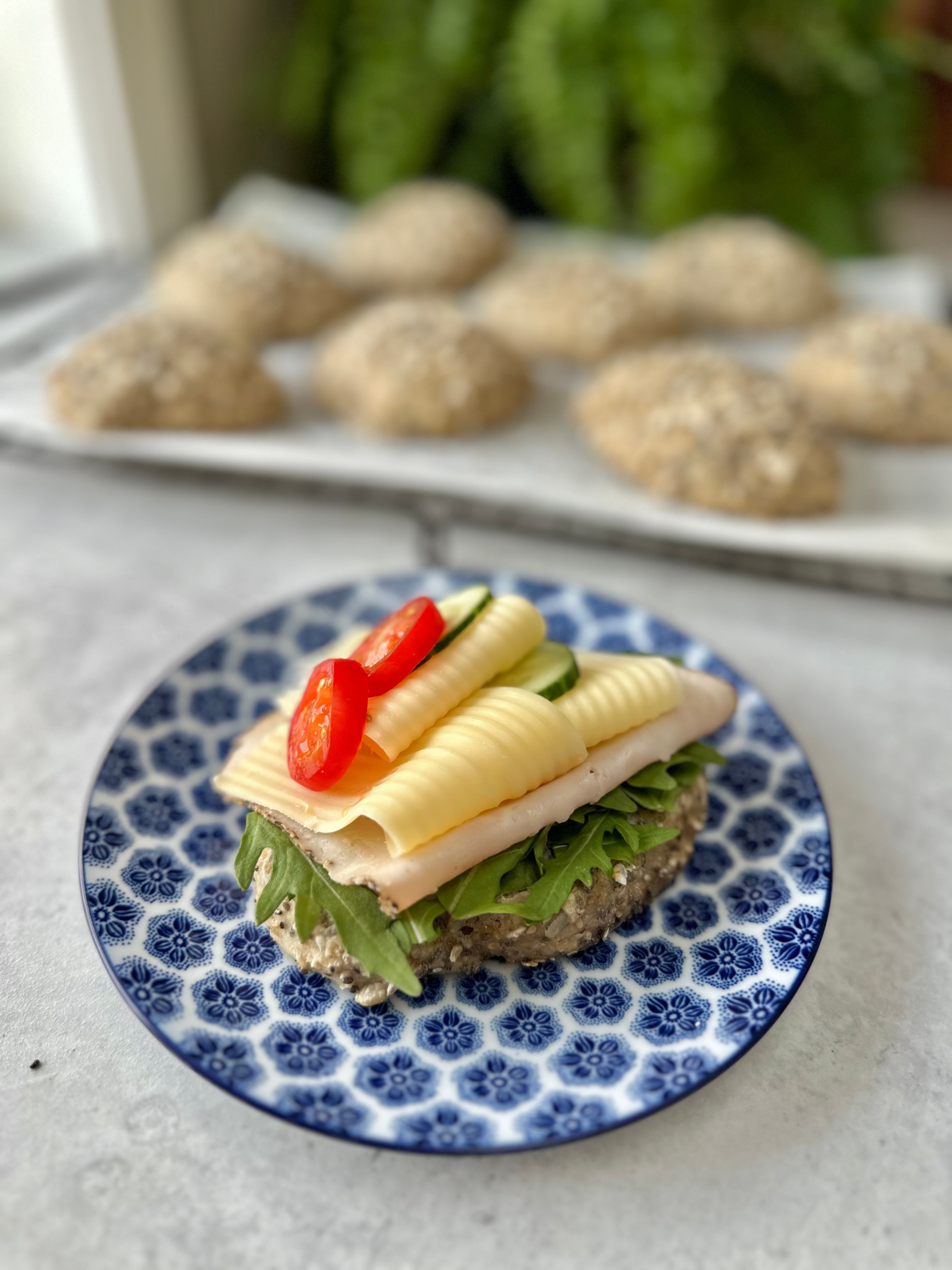 Eltefrie havrerundstykke med chiafrø