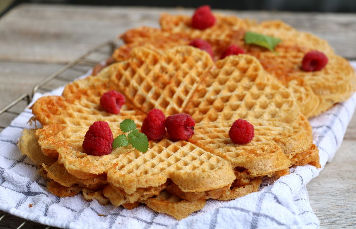 Sunne og enkle vafler med cottage cheese