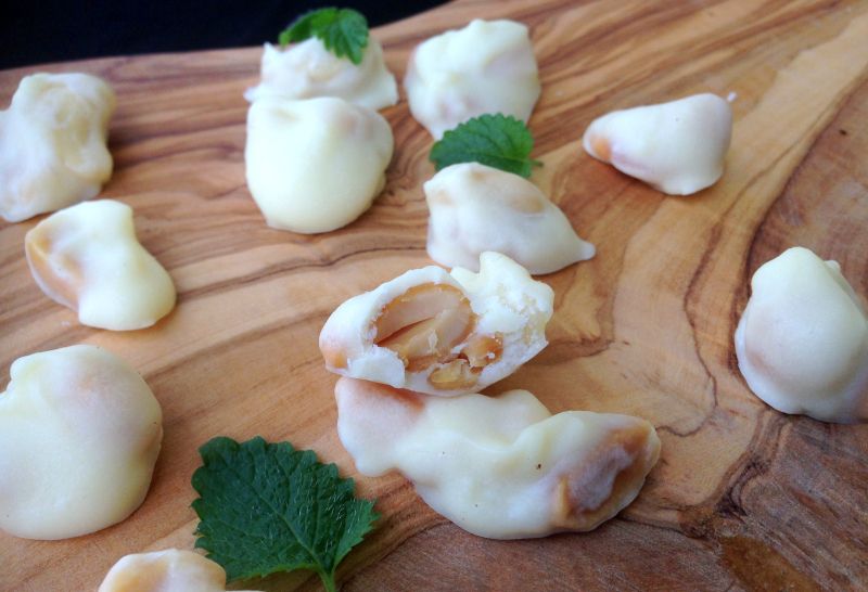 Heimelaga yoghurtnøtter uten sukker