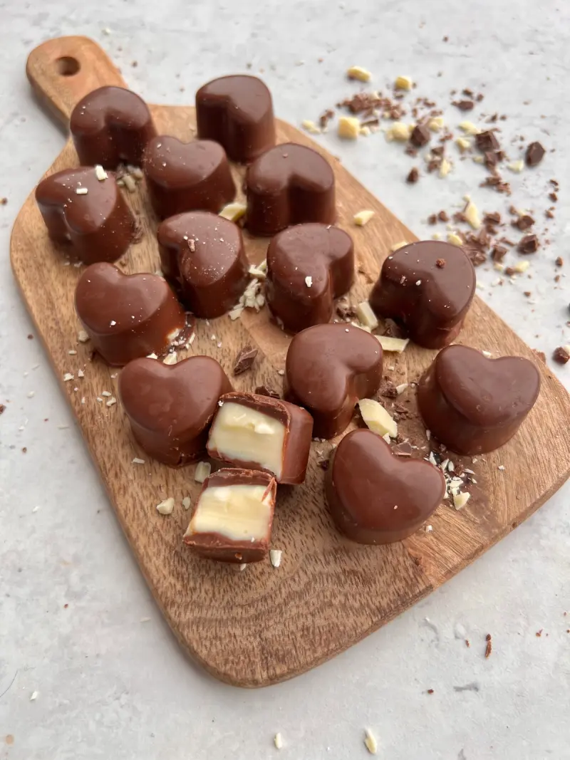 Sukkerfri sjokoladekonfekt med krema melkefyll