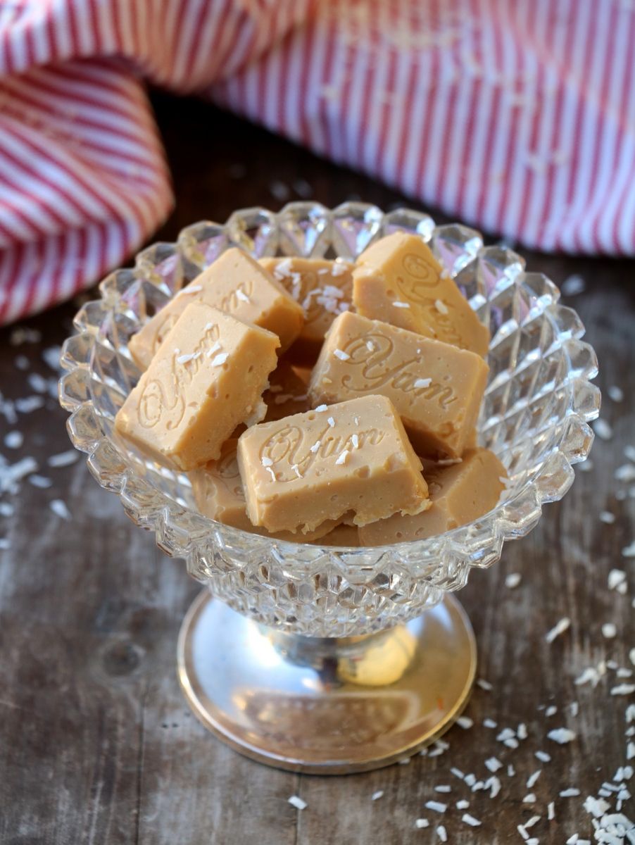 Sukkerfri vaniljefudge med kokos