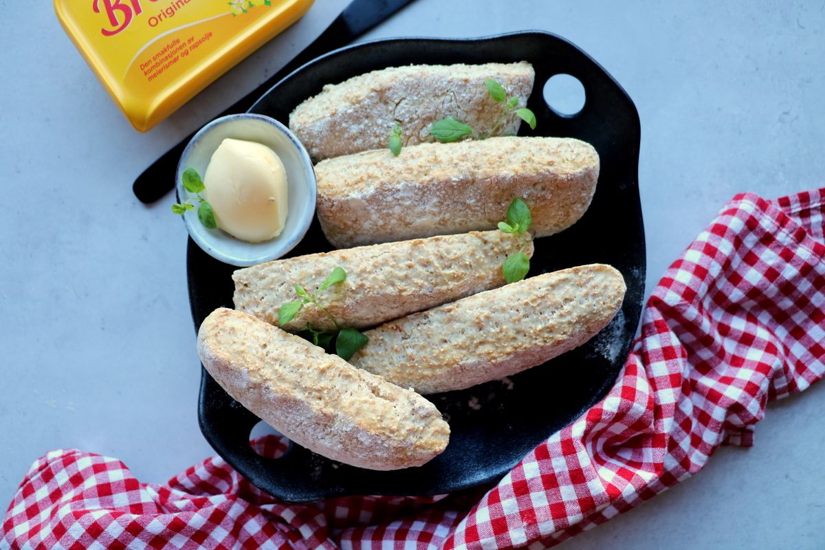 Saftige scones-rundstykker på 1-2-3!