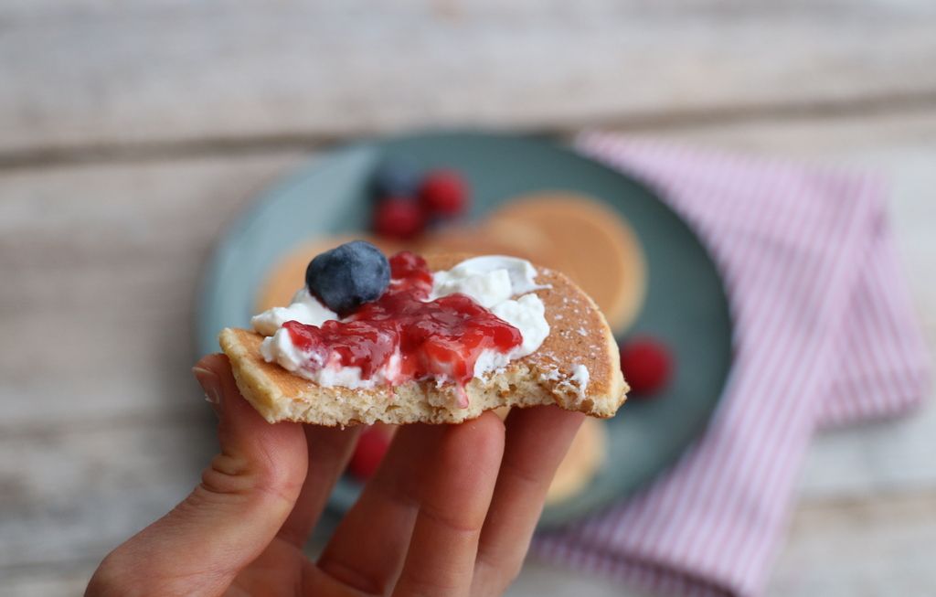 Slik lager du perfekte havrepannekaker!