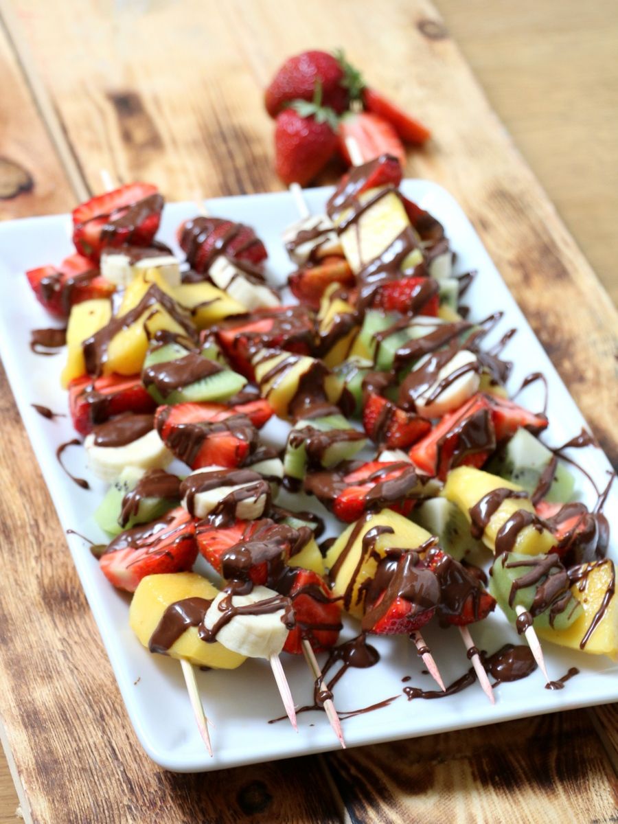 Fruktspyd med sjokolade