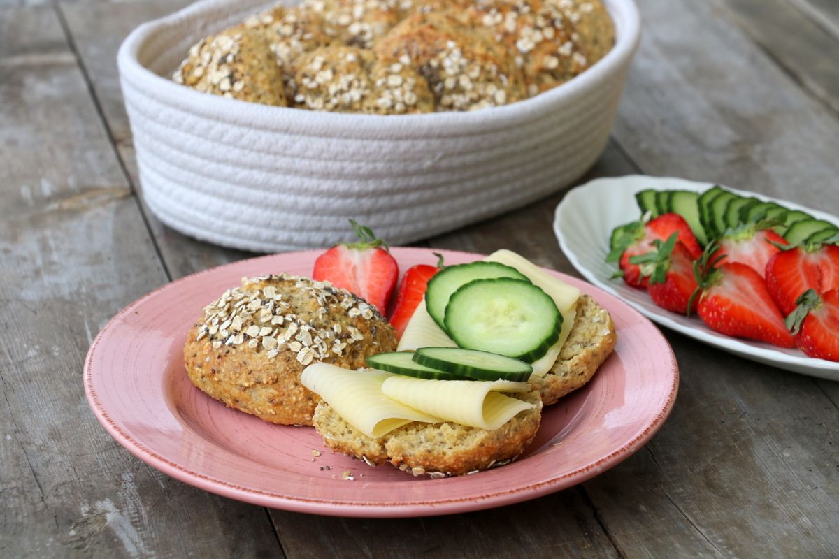 Proteinrike havrerundstykker med chiafrø