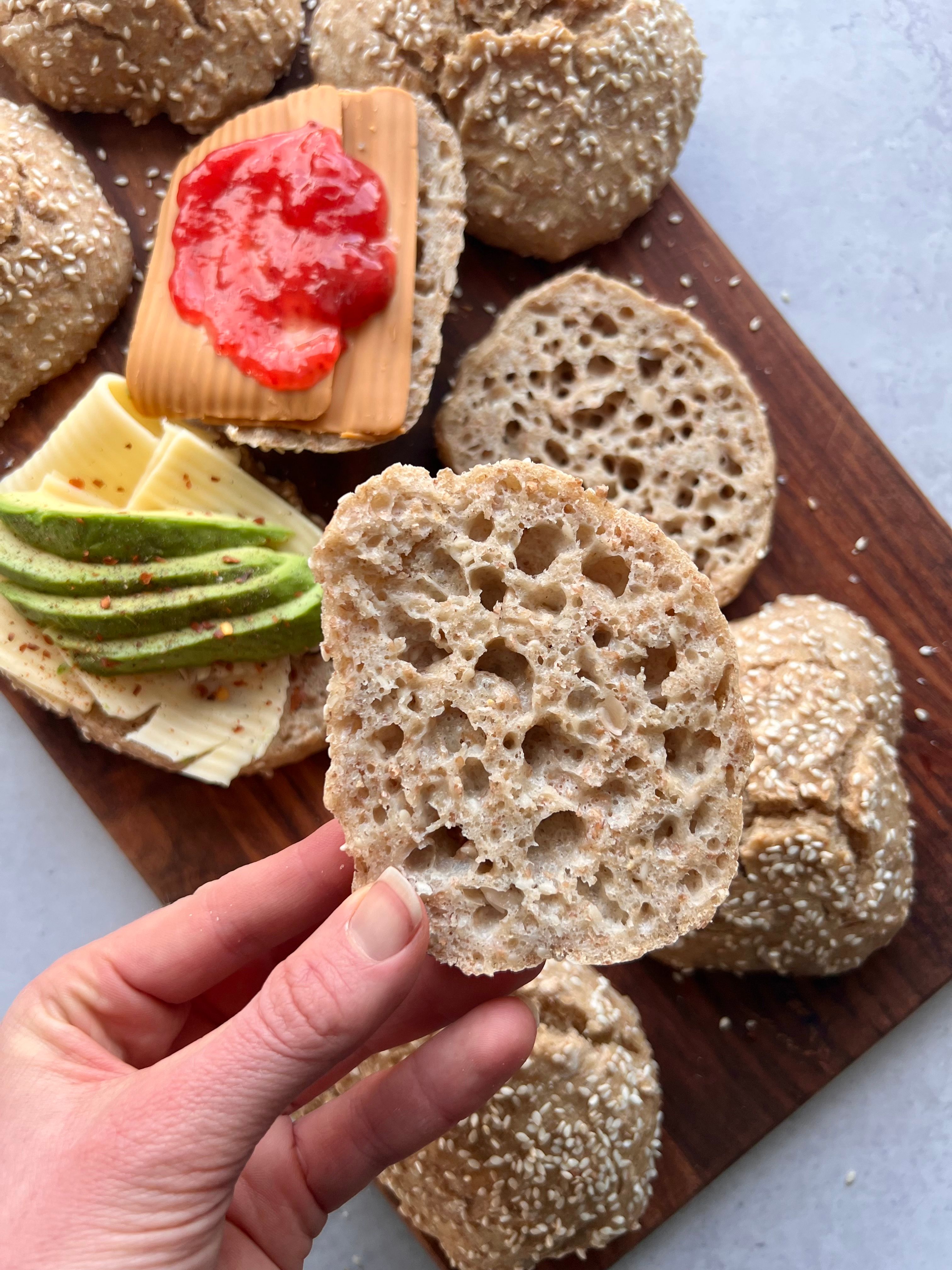 Eltefrie frukostrundstykker - skikkelig luftige og saftige!