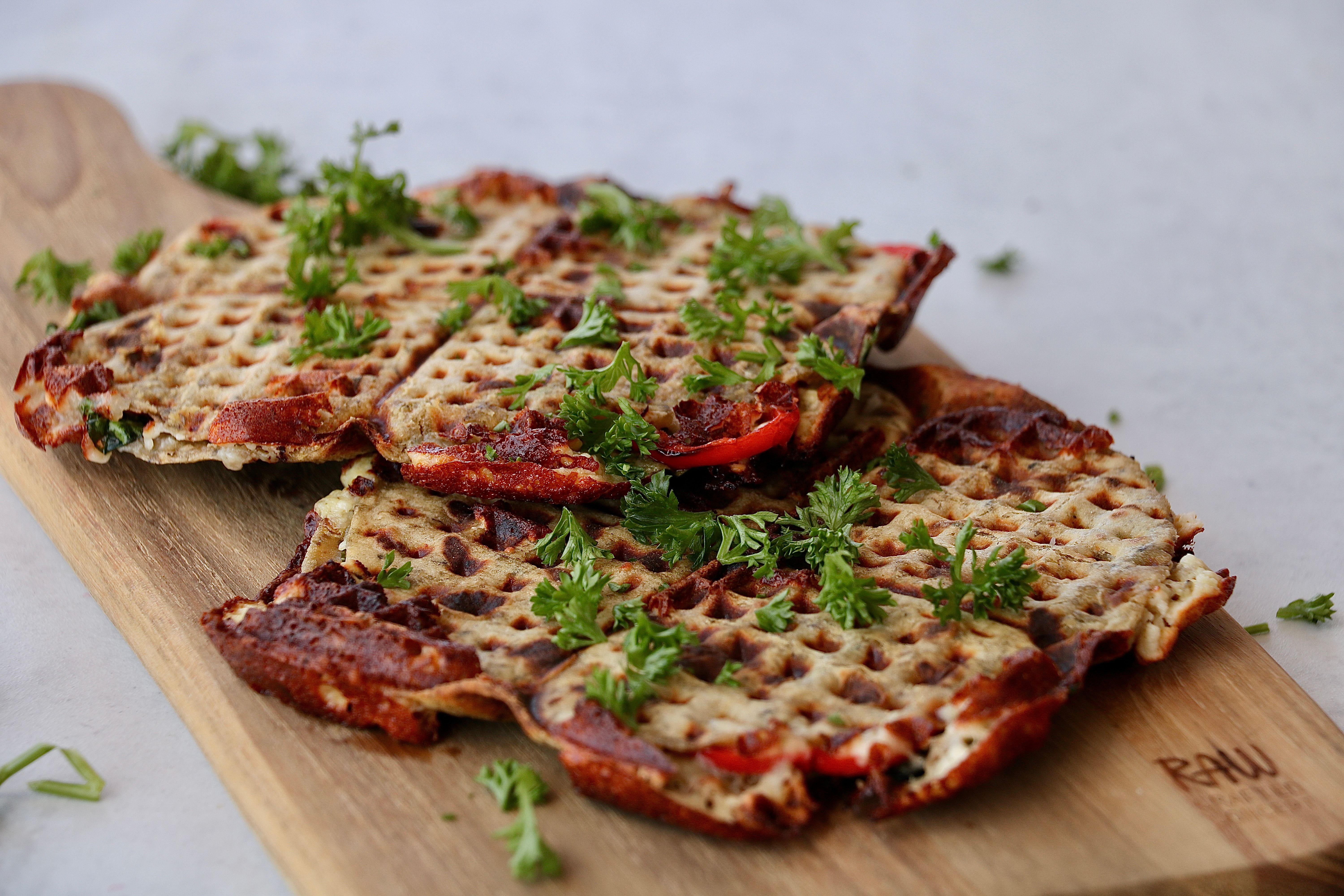 Sprø lompetoast i vaffeljern