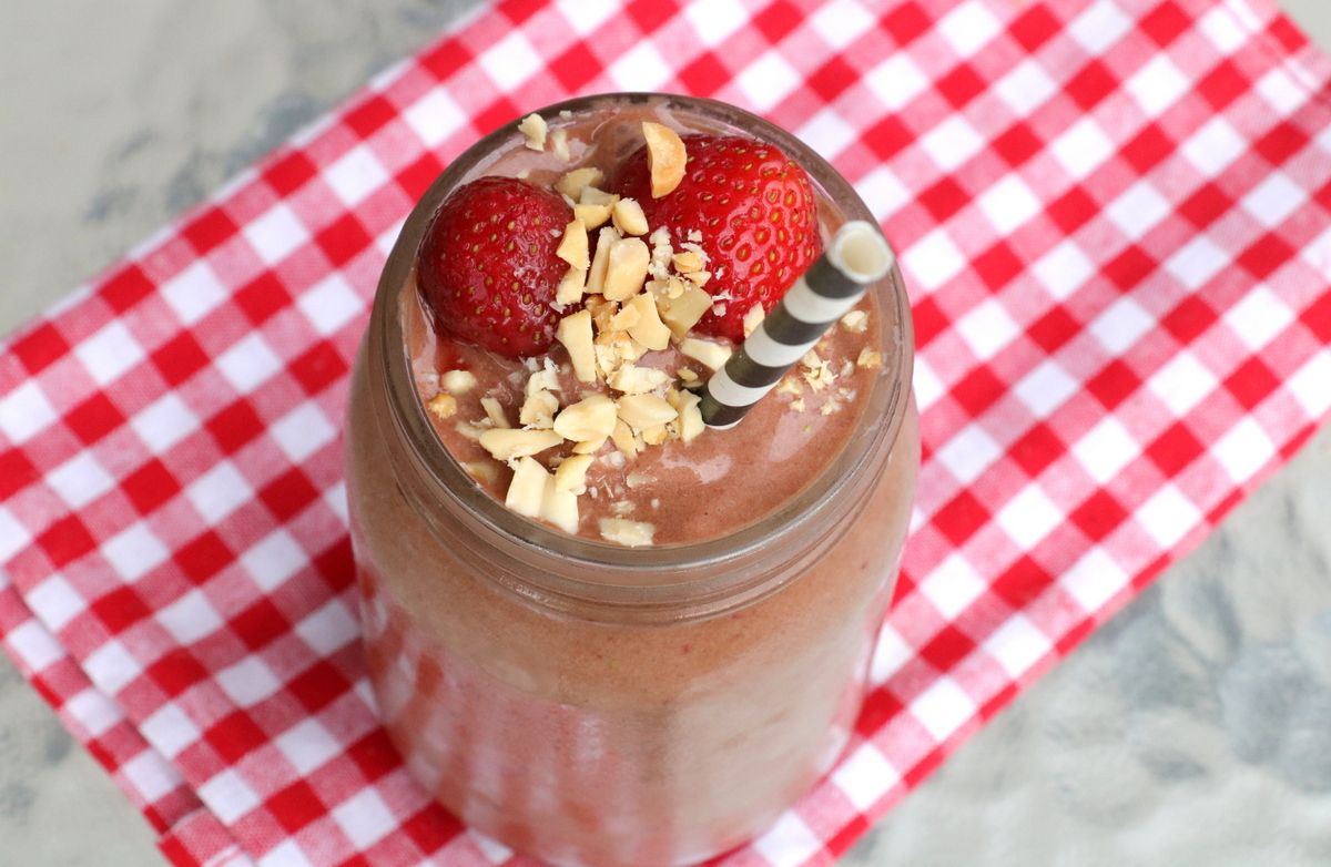 Sjoko-banan-peanøttsmør-smoothie