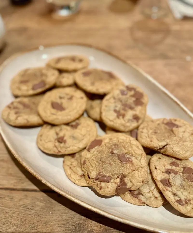 Seige og sprø amerikanske cookies med sjokoladebiter!