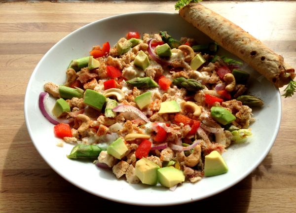 Lun salat med gratinert speltlompewraps