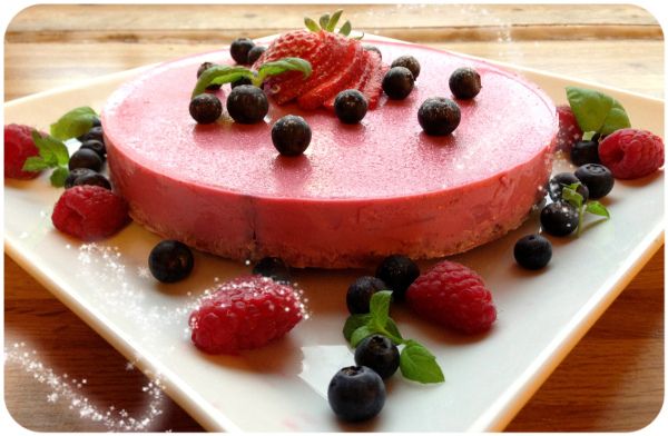 Oppskrift; sunn ostekake med bringebær