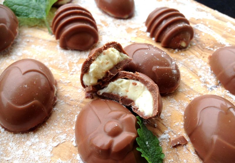 Sukkerfri kinderegg med melkekrem