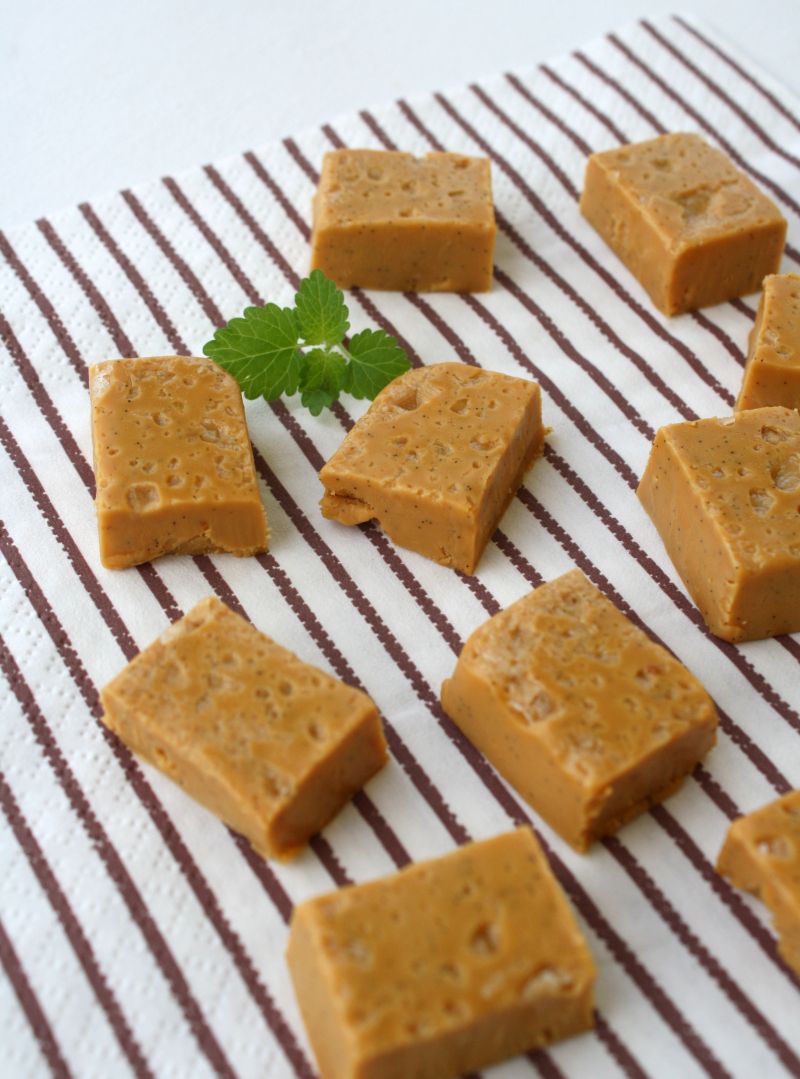 Maldonsalte vaniljefudge uten sukker