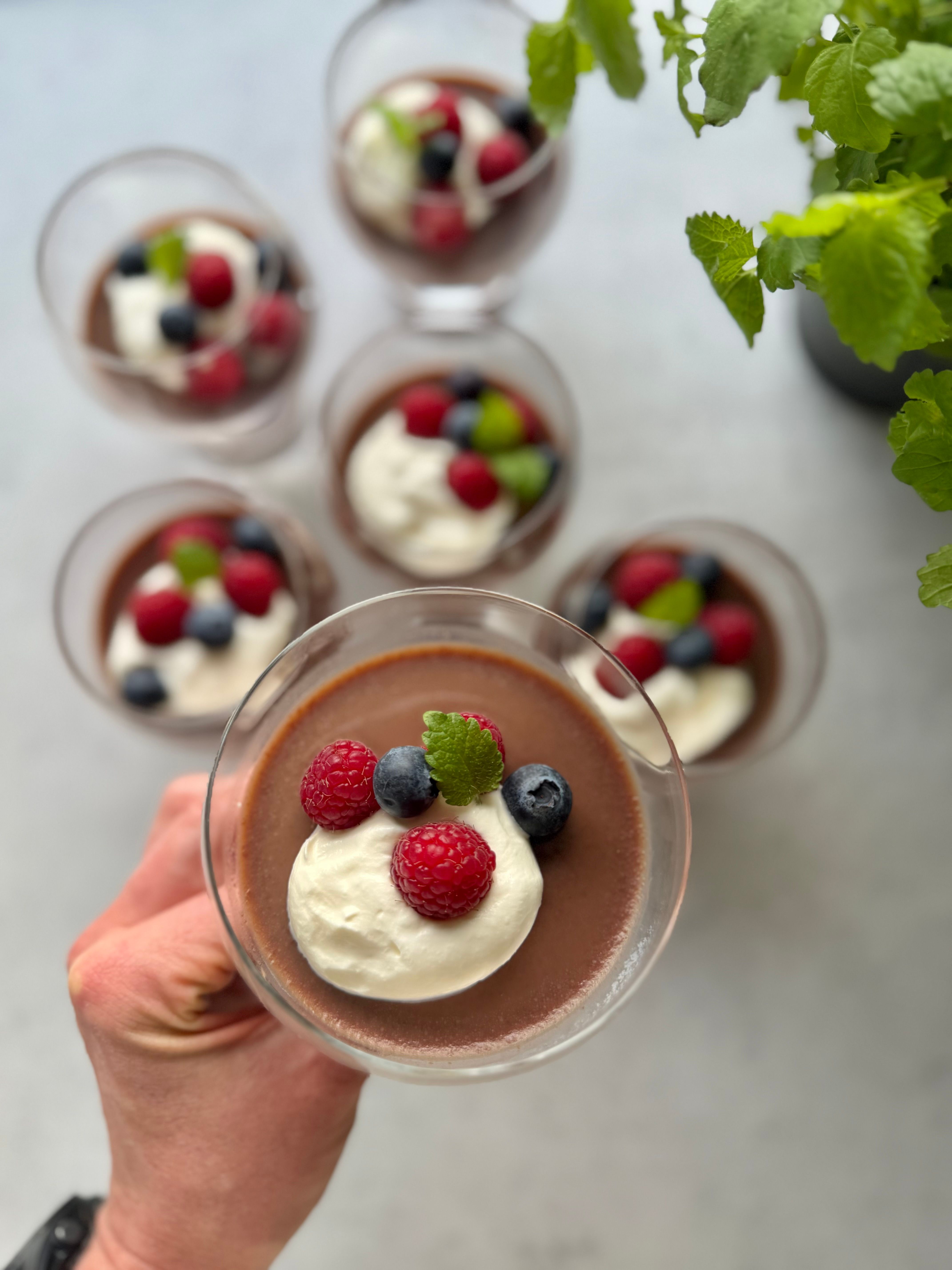 Fantastisk god melkesjokolade panna cotta