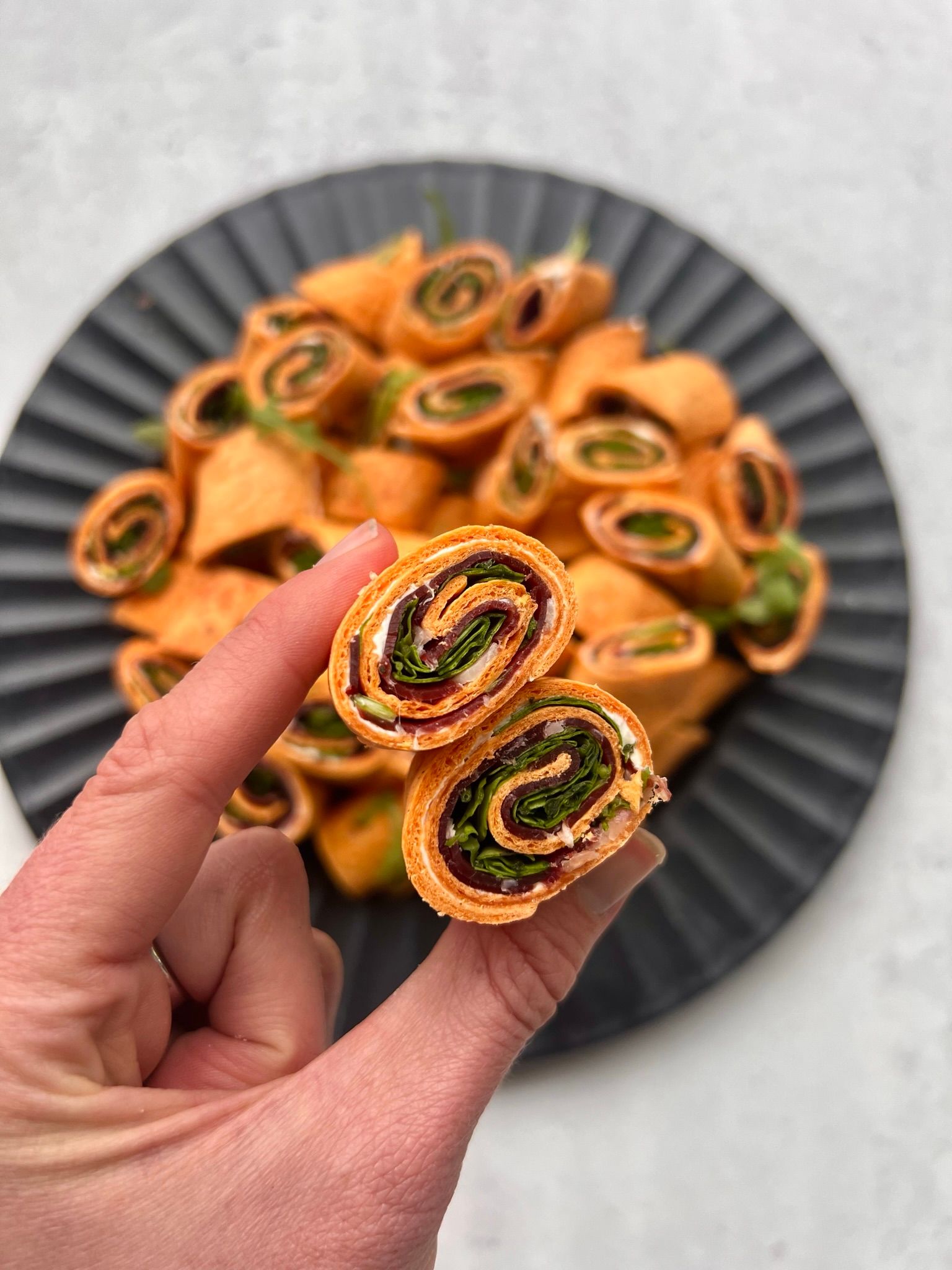 Lefseruller med ruccola & fenalår