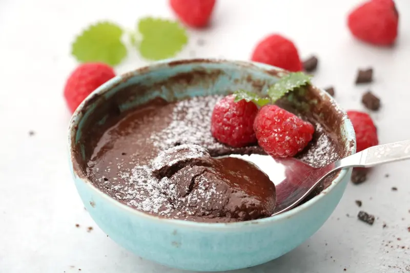 Flytande sjokoladekake i kopp – sukkerfri og ferdig på 2 minutter