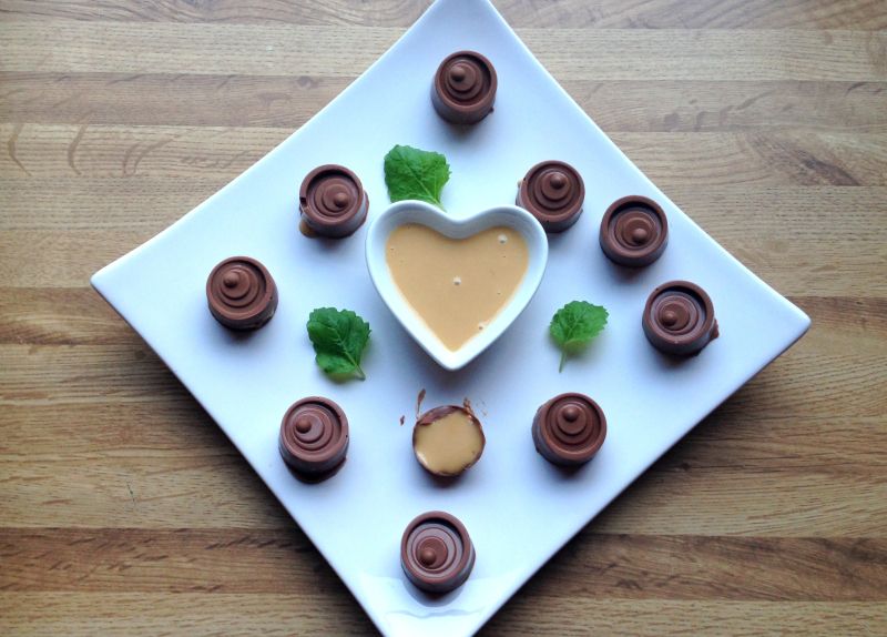 Sukkerfri sjokoladesaus, karamellsaus og smil sjokolade!