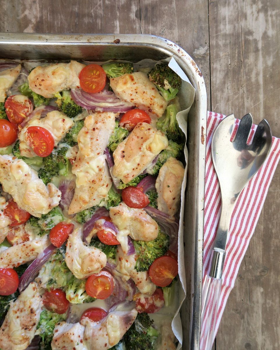 Kyllingform med grønnsaker og baconost