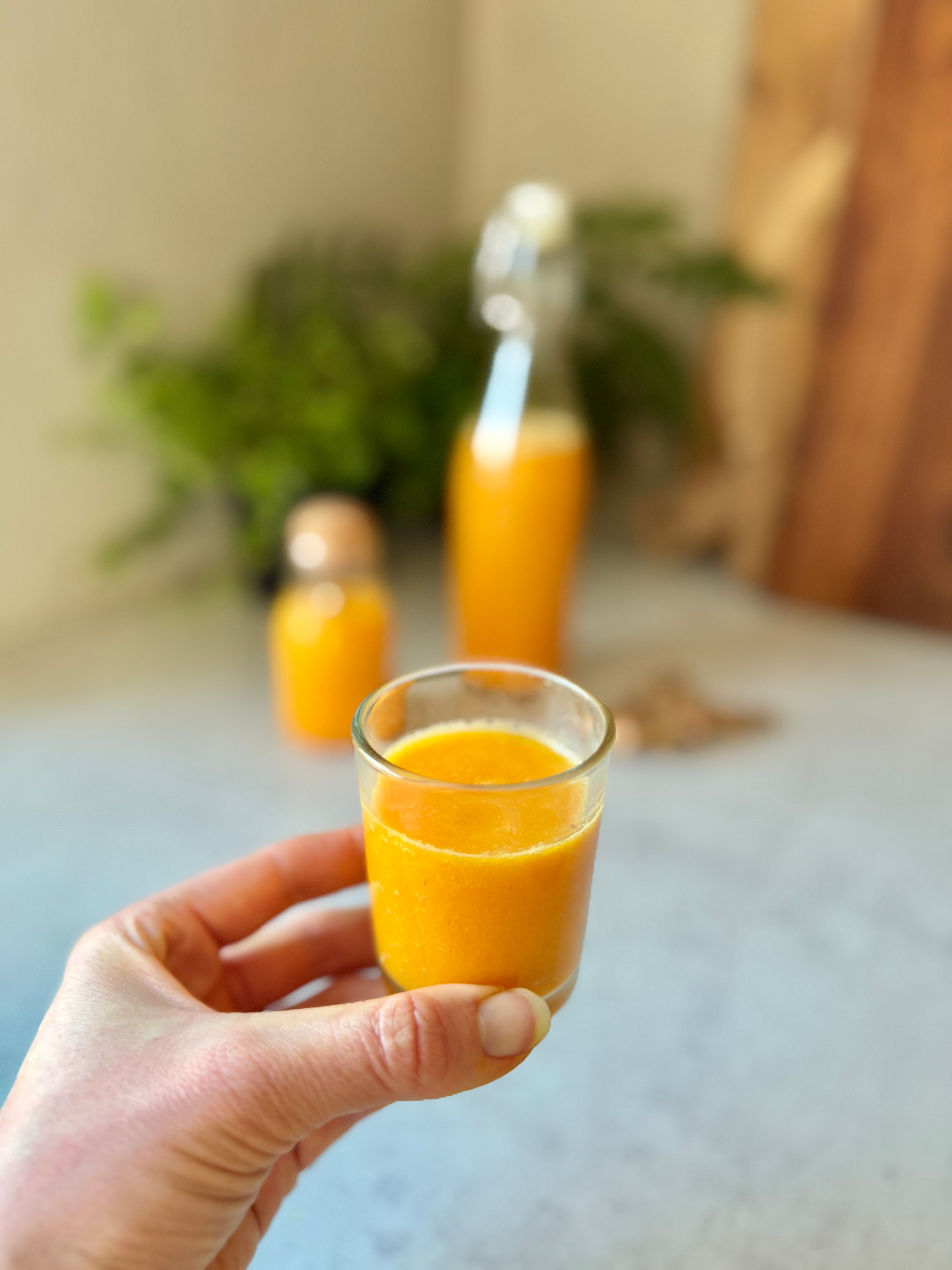 Sånn lager du en skikkelig næringsrik, heimelaga ingefærshot!