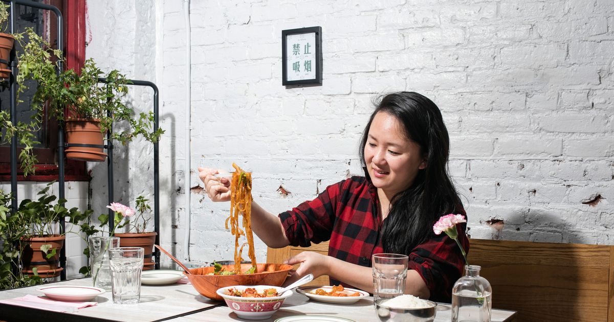 NüVoices Podcast #37: Chinese cuisine in America, with Simone Tong