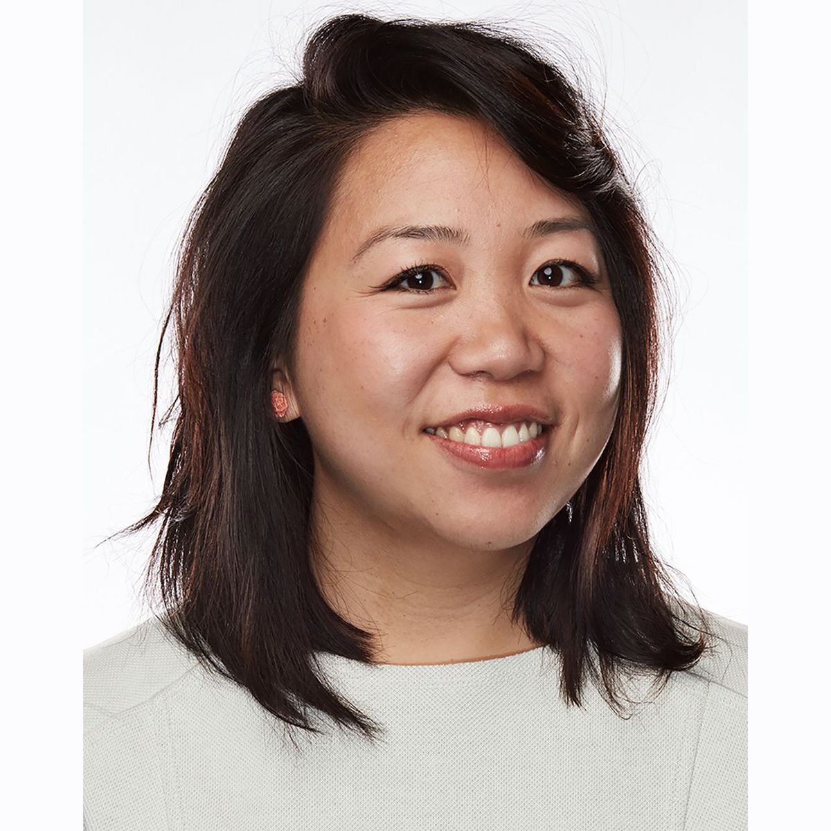 Leslie-Tai-Headshot_square