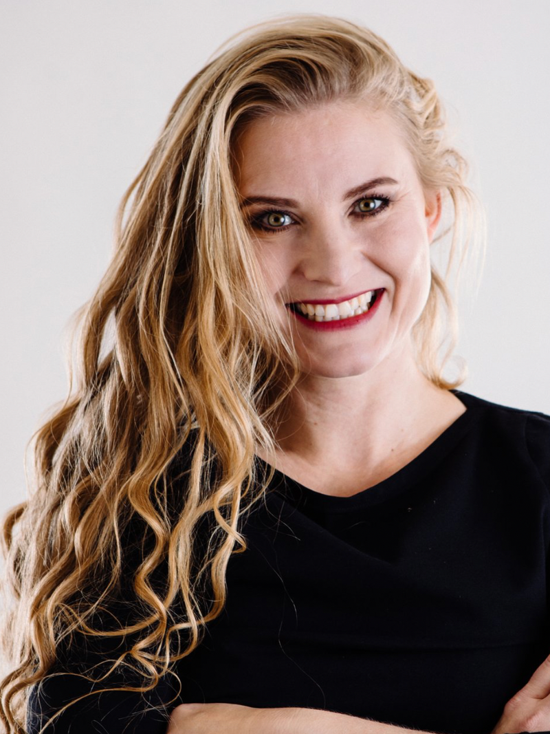 Portrét, Mariana Zacharová