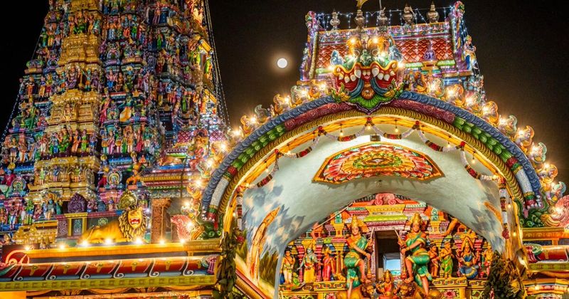 Meenakshi Temple, Madurai — 14 gopurams, 33,000 painted sculptures; general entry free; foreigners special darshan ₹50; non-Hindus not permitted inner sanctums.