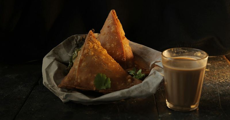 Delhi Belly Proof: The Ultimate Guide to Eating Street Food Safely in India