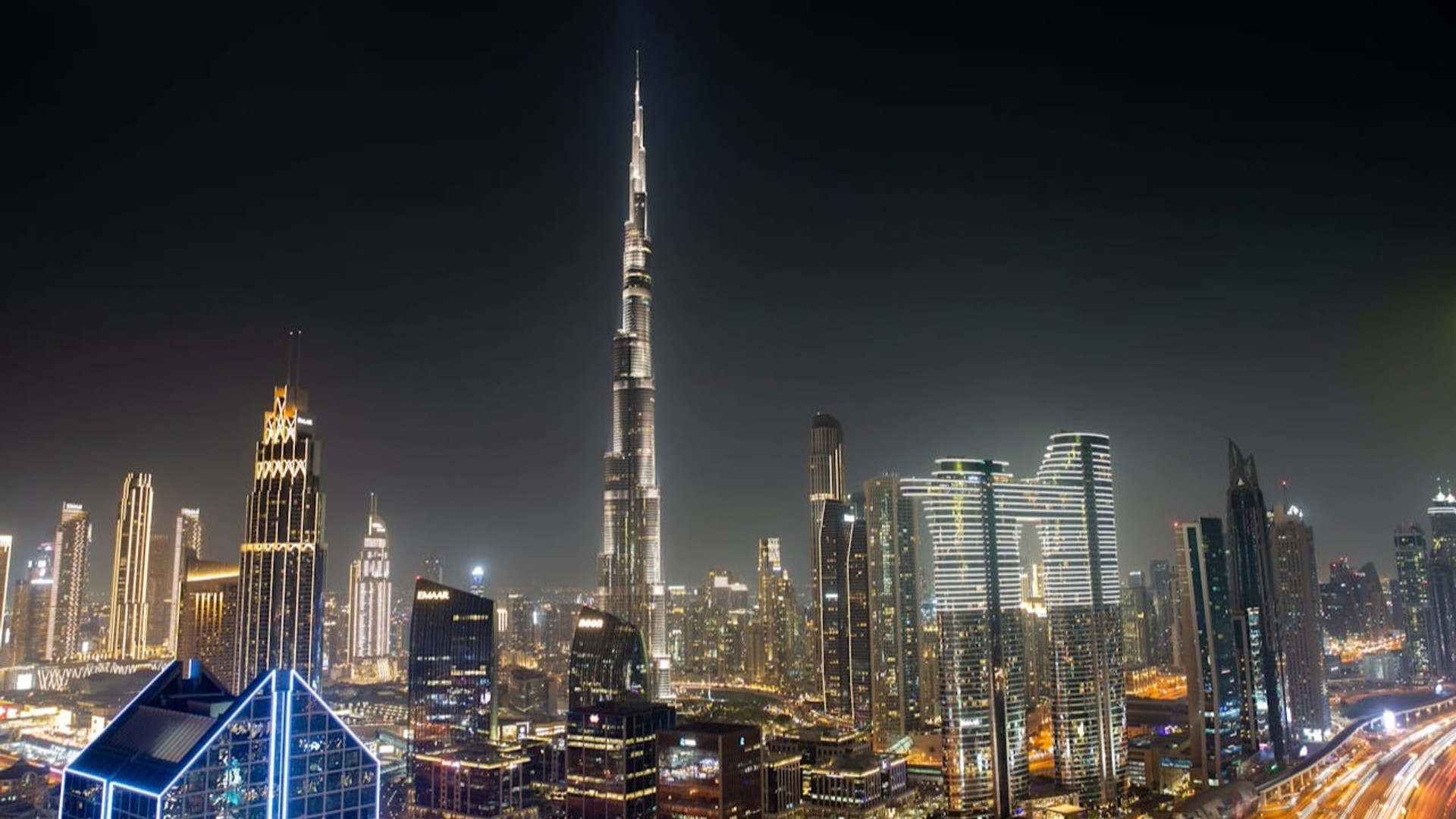 Dubai vs Doha vs Abu Dhabi Layover for India Flights 2026 — Which Gulf Stopover Is Actually Worth It