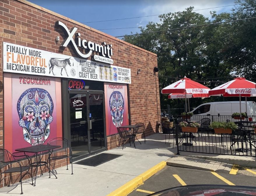 Xicamiti La Taqueria Bistro