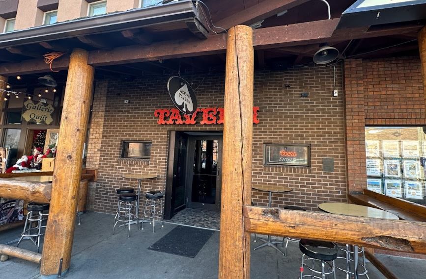 Ace-Hi Tavern