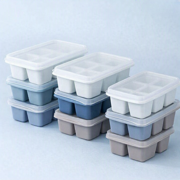 Reusable Silicone Ice Tray with Lid - Image 1