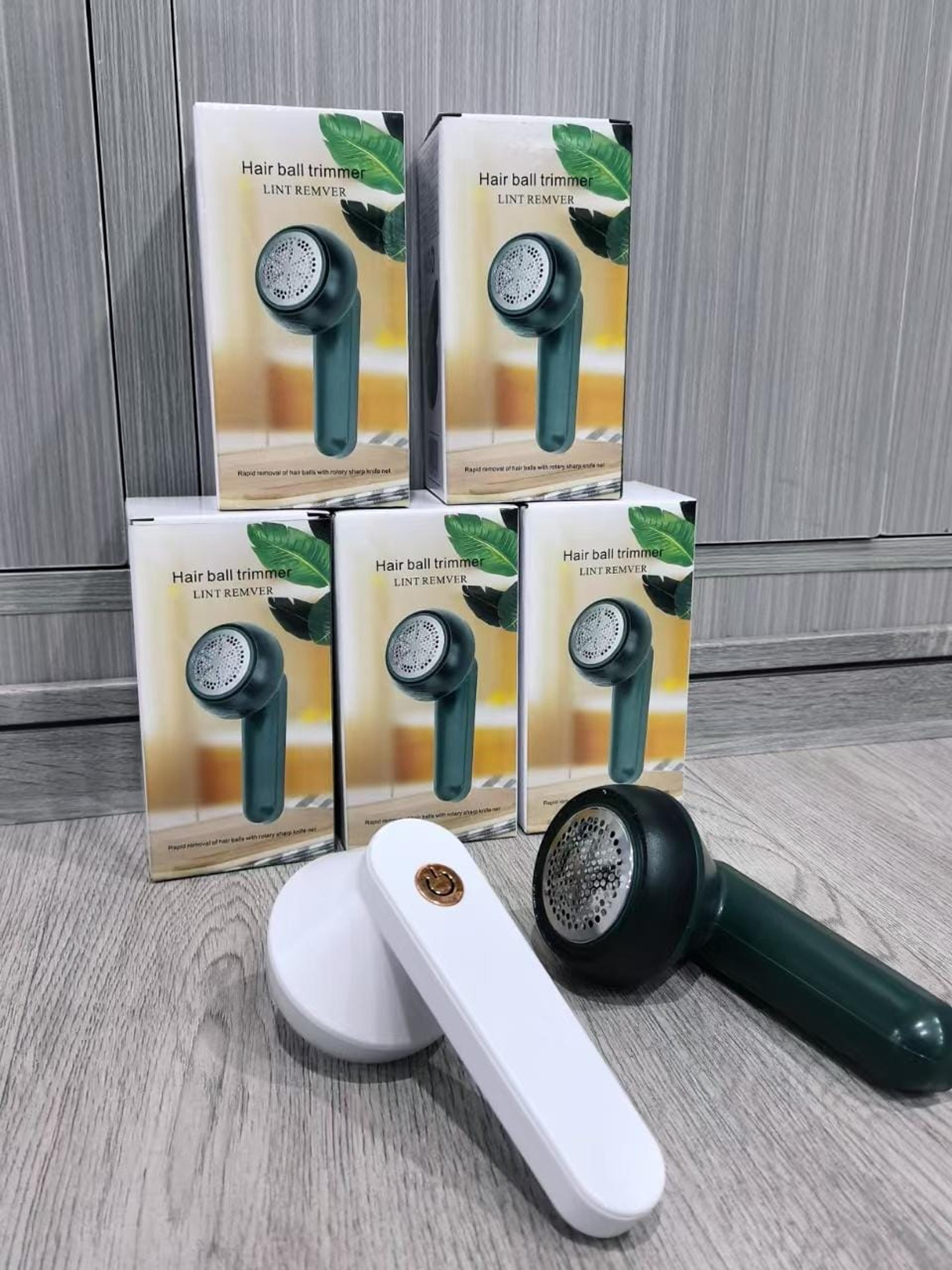 Rechargeable Portable Lint Remover - Thumbnail 5