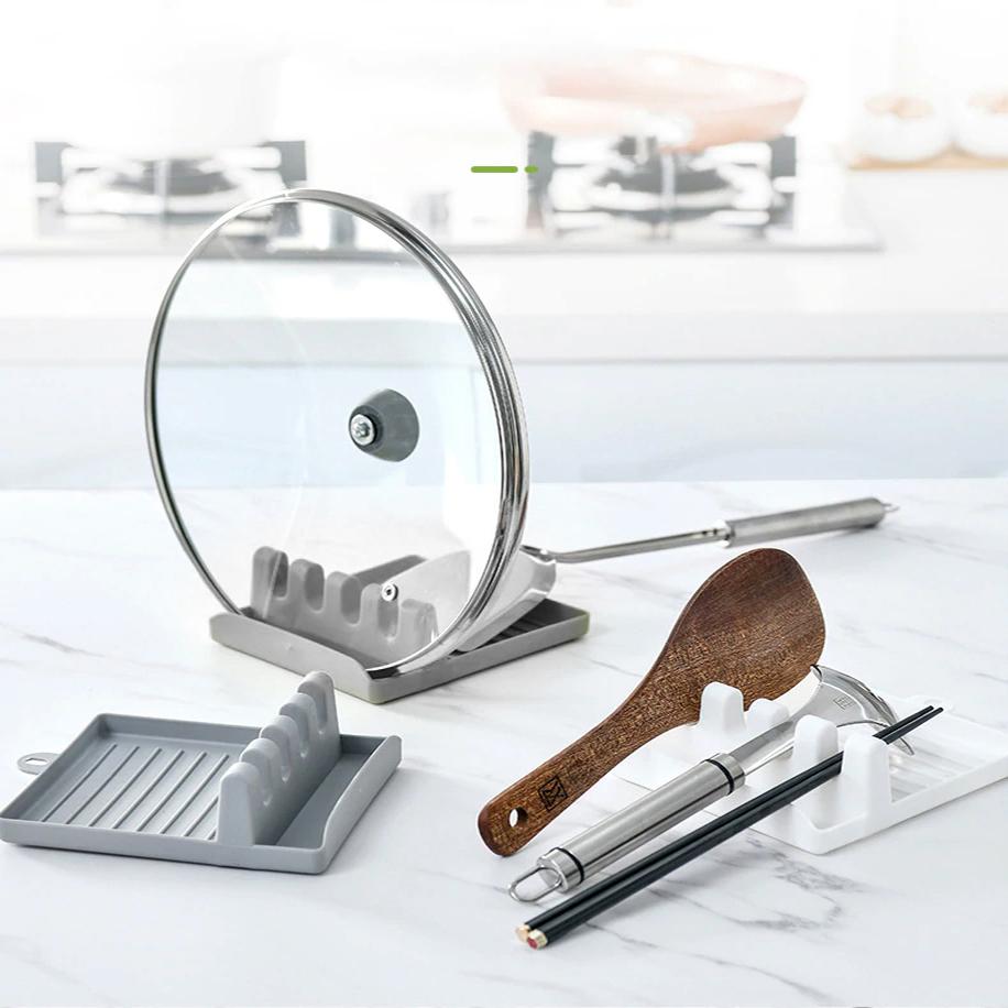 Plastic Spoon & Utensil Rest - Image 1