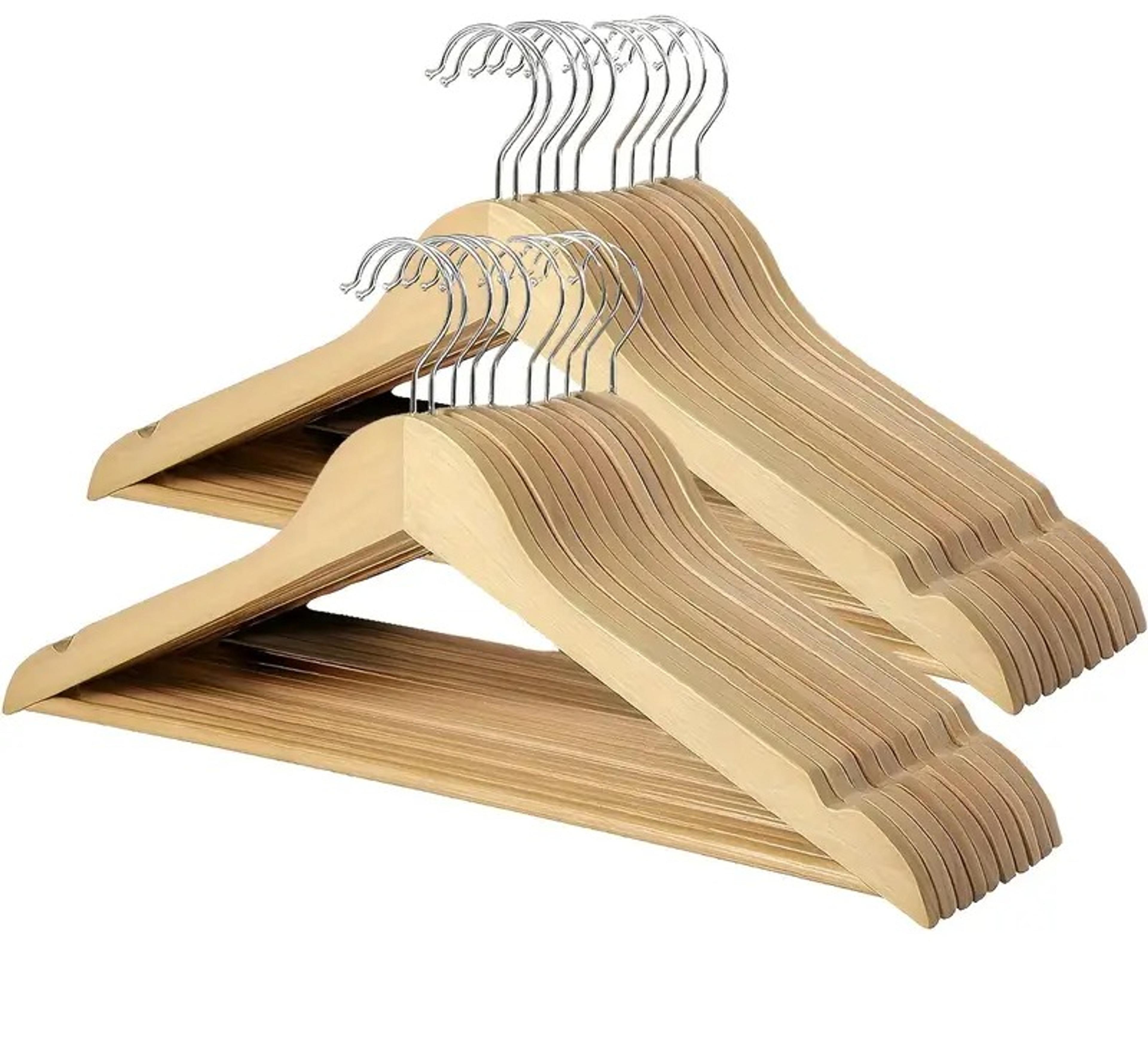20-Pack Premium Wooden Hangers - Thumbnail 3