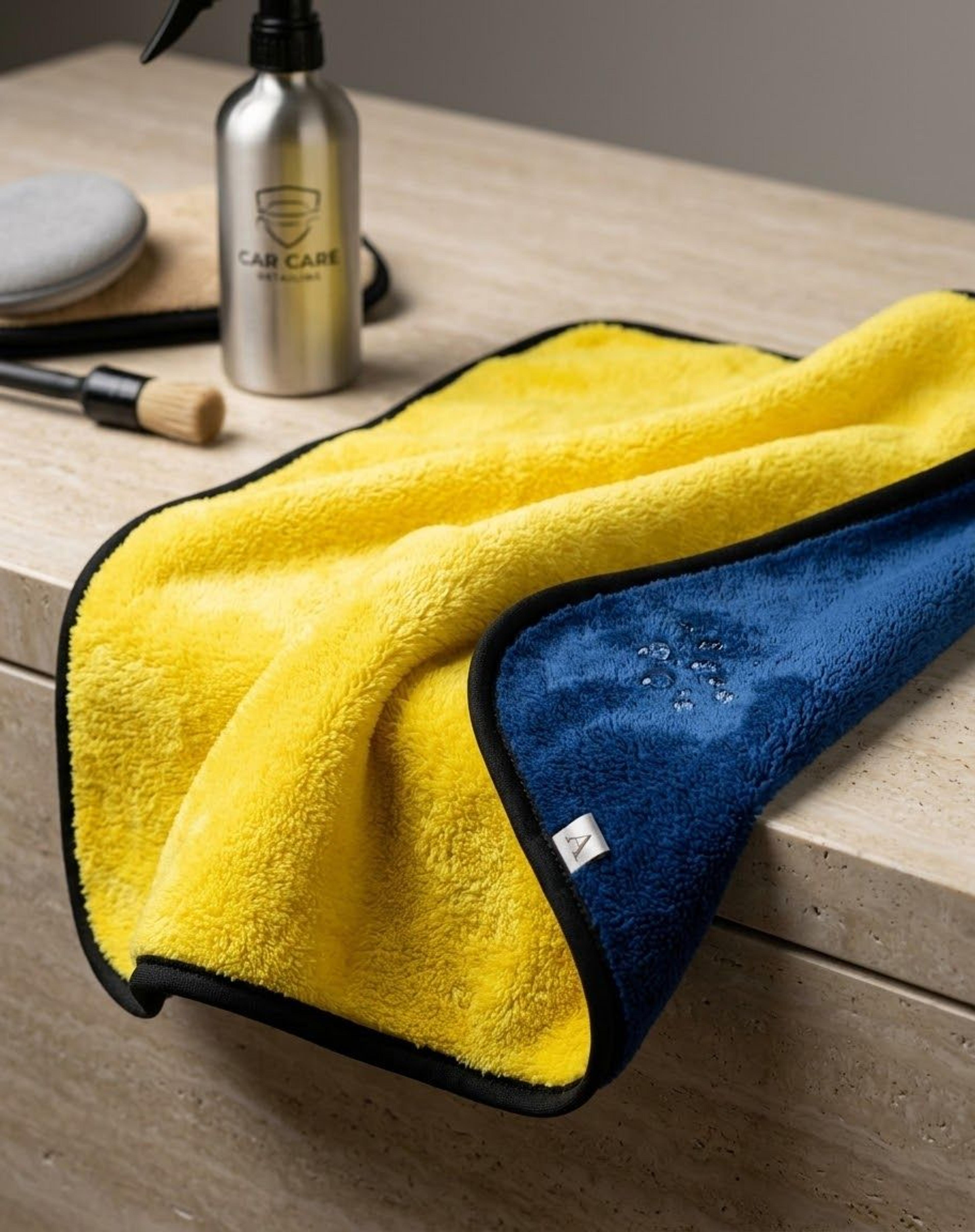 Microfiber Cleaning Cloth Set Of 3 - Thumbnail 3