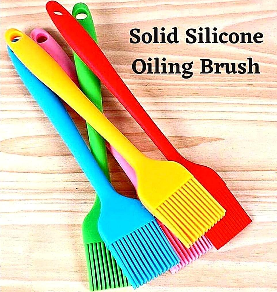 Large Silicone Oil Brush - Image 1