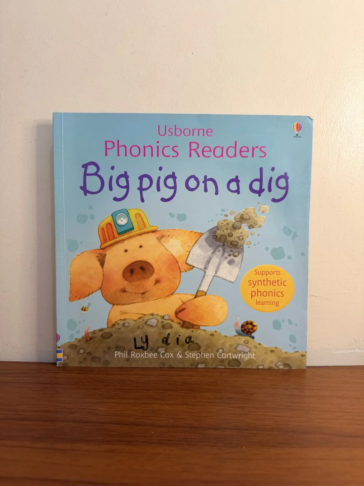 Cover of Big Pig on a Dig