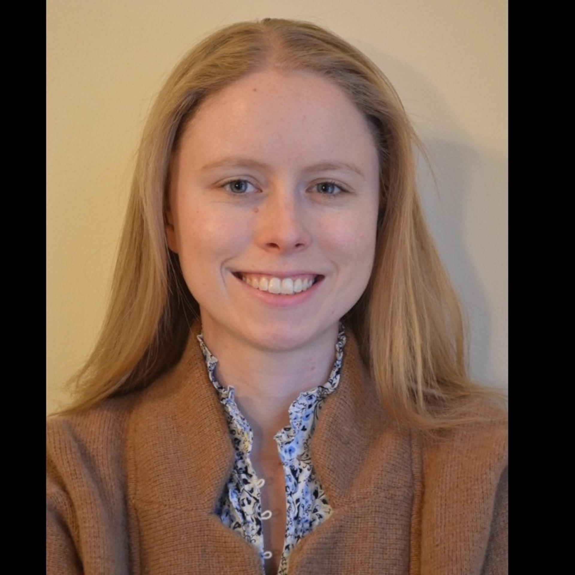 Sarah Lervold headshot