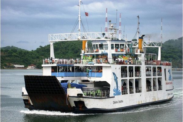 Public Ferry to Lombok